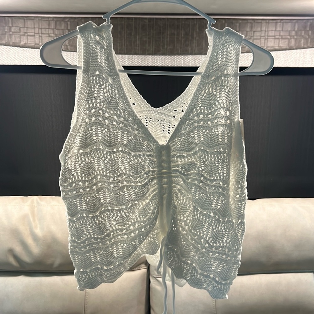 NWT adjustable Jessica Simpson Crochet tank M